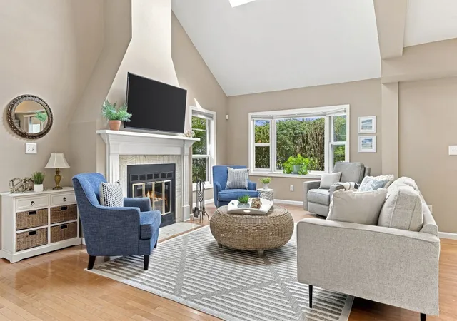 Photo 2 of Condo for sale at 28 Whaler Ln #28, Quincy, MA 02171 | MLS# 73573593 | Listing updated on 2026-09-10