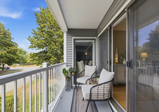 Photo 1 of Sale Pending at 1100 Salem St #32, Lynnfield, MA 01940 | MLS# 73574036 | Listing updated on 2026-09-29