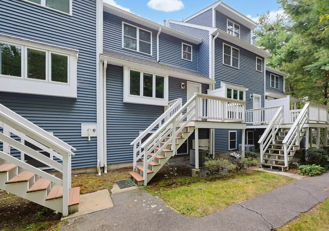 Listing Photo 3 - Condo for sale in building located at 101 S Ave, Attleboro, MA 02703 - Unit #1003
