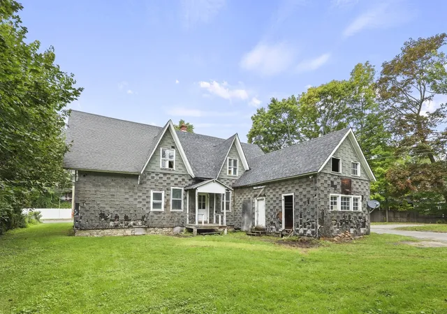 Photo 3 of House for sale at 340-342 Wahconah St, Pittsfield, MA 01201 | MLS# 73572558 | Listing updated on 2026-09-11