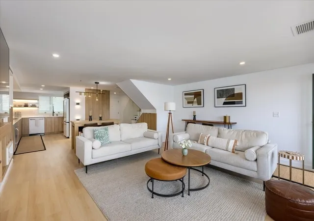 Listing Photo 5 - Condo for sale in building located at 58 Merrimac St, Newburyport, MA 01950 - Unit #3-5