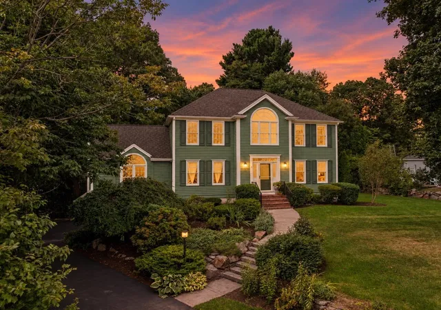 Photo 1 of Single family home for sale at 8 Dennison Ct, Stoughton, MA 02072 | MLS# 73584639 | Listing updated on 2026-10-12