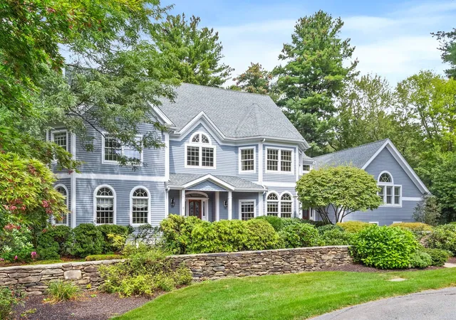 Photo 2 of Mansion for sale at 27 Carriage Dr, Lexington, MA 02420 | MLS# 73574816 | Listing updated on 2026-09-17