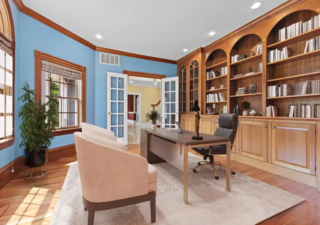 Photo 3 of Single family home for sale at 27 Carriage Dr, Lexington, MA 02420 | MLS# 73574816 | Listing updated on 2026-09-17