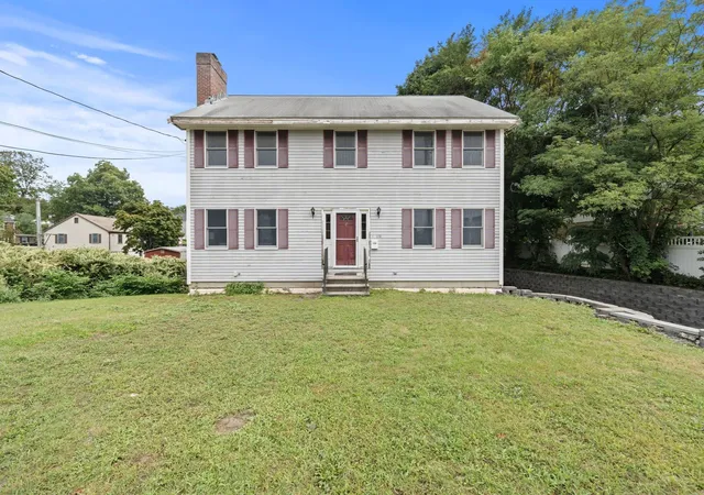 Photo 1 of Single family home for sale at 119 Winn St, Woburn, MA 01801 | MLS# 73575381 | Listing updated on 2026-09-24