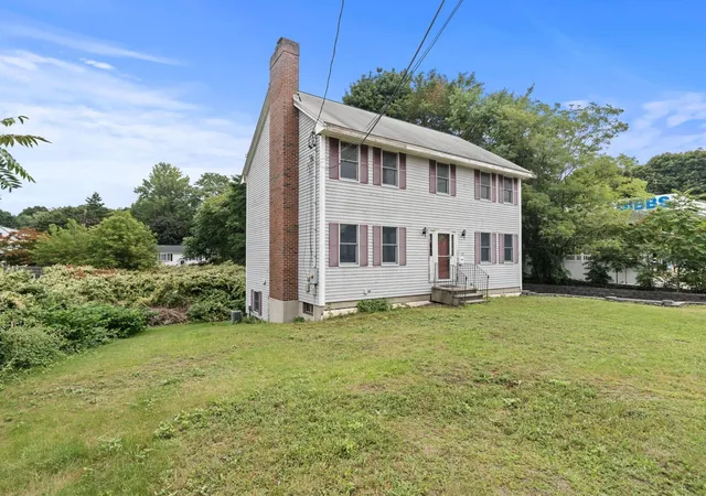 Photo 2 of Single family home for sale at 119 Winn St, Woburn, MA 01801 | MLS# 73575381 | Listing updated on 2026-09-24