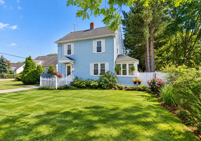 Photo 1 of Single family home for sale at 1245 Bay St, Springfield, MA 01109 | MLS# 73579497 | Listing updated on 2026-09-22