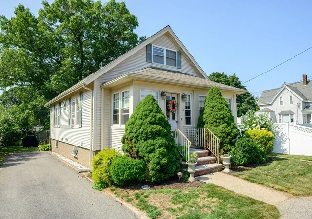 Photo 3 of Single family home for sale at 57 Columbus Ave, Braintree, MA 02184 | MLS# 73573197 | Listing updated on 2026-09-12
