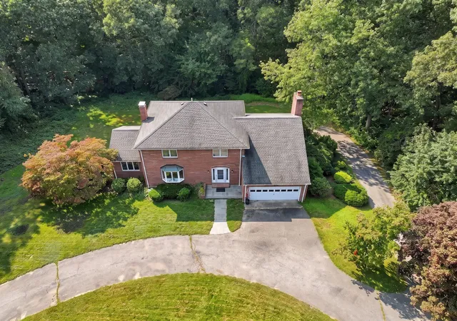 Photo 2 of Single family home for sale at 20 Lincoln, North Smithfield, RI 02896 | MLS# 73580653 | Listing updated on 2026-10-01
