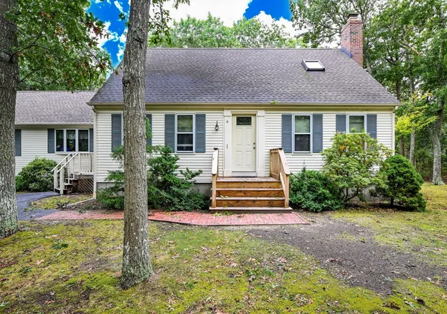 Photo 1 of Single family home for sale at 6 Elizabeth Ln, West Yarmouth, MA 02673 | MLS# 73586575 | Listing updated on 2026-10-09