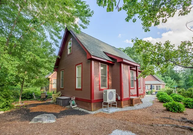 Photo 3 of Sale Pending at 2 Wildwood Dr #2, Westford, MA 01886 | MLS# 73571096 | Listing updated on 2026-09-15