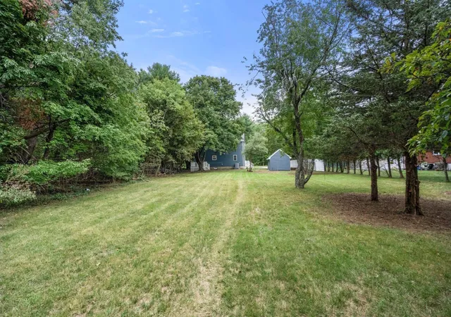Photo 3 of Single family home for sale at 122 York St, Stoughton, MA 02072 | MLS# 73571796 | Listing updated on 2026-09-07