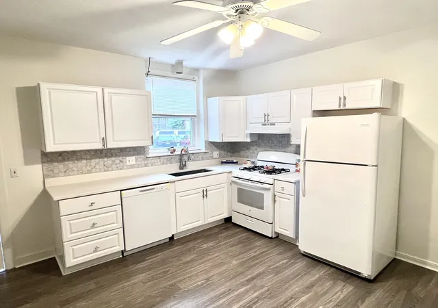 Photo 2 of Condo for sale at 483 Shirley St #6A, Winthrop, MA 02152 | MLS# 73579862 | Listing updated on 2026-10-16