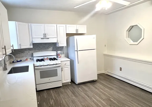 Photo 3 of Condo for sale at 483 Shirley St #6A, Winthrop, MA 02152 | MLS# 73579862 | Listing updated on 2026-10-16