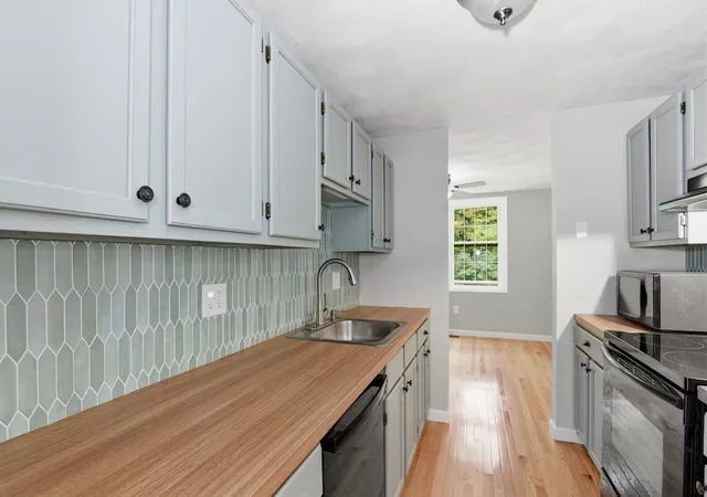 Photo 2 of Condo for sale at 126 Patrick Rd #126, Tewksbury, MA 01876 | MLS# 73574757 | Listing updated on 2026-09-13