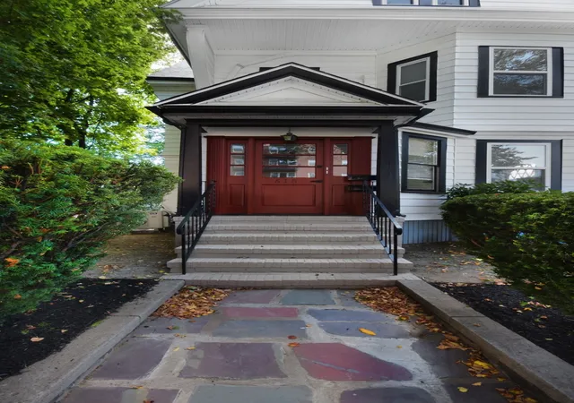 Photo 2 of Condo for sale at 615 Salem St #2, Malden, MA 02148 | MLS# 73575118 | Listing updated on 2026-09-14