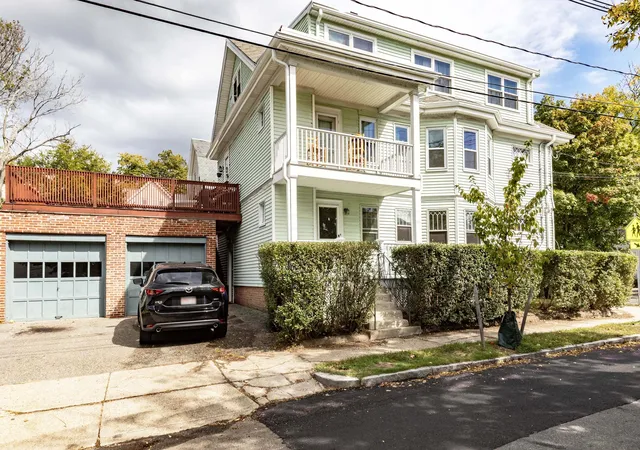 Photo 2 of Multi family home for sale at 27-29 Lake St, Arlington, MA 02474 | MLS# 73584218 | Listing updated on 2026-10-20