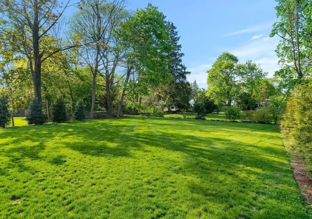 Photo 3 of Single family home for sale at 275 S Main St, Andover, MA 01810 | MLS# 73575820 | Listing updated on 2026-09-15