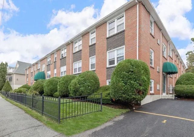 Photo 2 of Condo for sale at 210 Hillside Ave #32, Needham Heights, MA 02494 | MLS# 73585685 | Listing updated on 2026-10-23