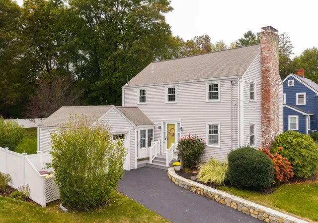 Photo 1 of Sale Pending at 70 Mount Vernon W, East Weymouth, MA 02189 | MLS# 73585707 | Listing updated on 2026-10-14