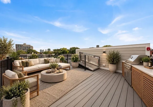 Listing Photo 3 - Condo for sale in building located at 15 Hunting St, Cambridge, MA 02141 - Unit #6