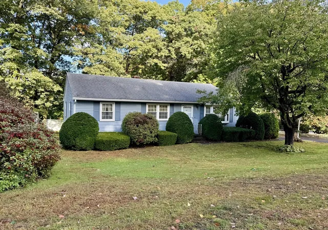 Photo 3 of Single family home for sale at 66 Debbie Dr, Leominster, MA 01453 | MLS# 73585508 | Listing updated on 2026-10-05