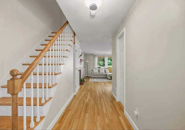 Photo 2 of Condo for sale at 3 Seaborn Pl #3, Lexington, MA 02420 | MLS# 73582589 | Listing updated on 2026-10-16