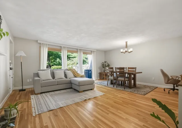Photo 3 of Condo for sale at 3 Seaborn Pl #3, Lexington, MA 02420 | MLS# 73582589 | Listing updated on 2026-10-16
