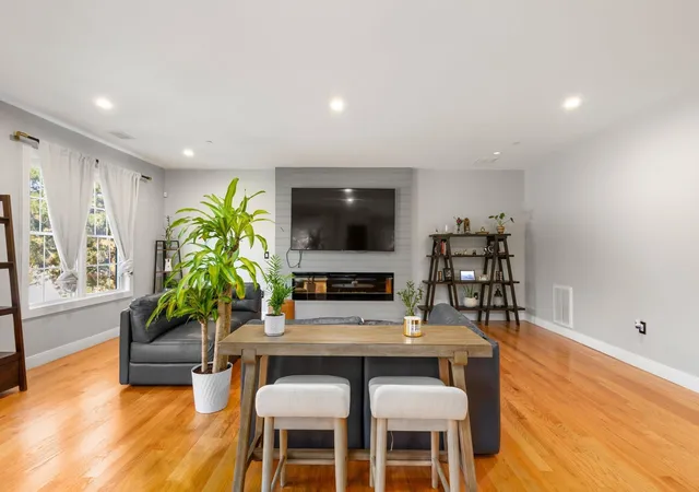 Photo 2 of Condo for sale at 178 Robertson St #2, Quincy, MA 02169 | MLS# 73579440 | Listing updated on 2026-09-22