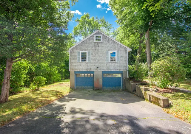 Photo 3 of Single family home for sale at 20 Tyler Rd, Beverly, MA 01915 | MLS# 73578525 | Listing updated on 2026-10-04
