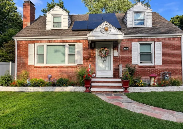 Photo 1 of Single family home for sale at 169 Roosevelt Ave, Springfield, MA 01118 | MLS# 73570898 | Listing updated on 2026-09-06