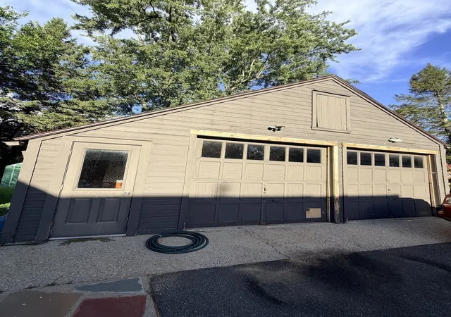 Photo 30 of Single family home for sale at 169 Roosevelt Ave, Springfield, MA 01118 | MLS# 73570898 | Listing updated on 2026-09-06