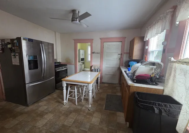 Photo 2 of Single family home for sale at 81 Lyndale St, Springfield, MA 01108 | MLS# 73571142 | Listing updated on 2026-09-18
