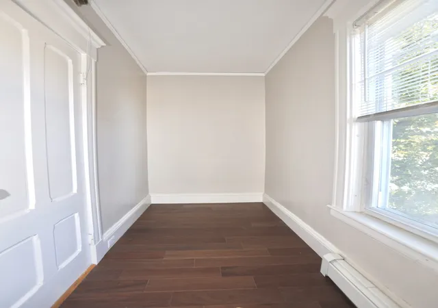 Listing Photo 3 - Condo for sale in building located at 469 Grv St, Worcester, MA 01605 - Unit #2