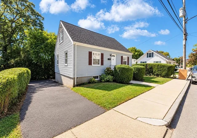 Photo 3 of Condo for sale at 85 Potomac #1, West Roxbury, MA 02132 | MLS# 73583295 | Listing updated on 2026-10-02