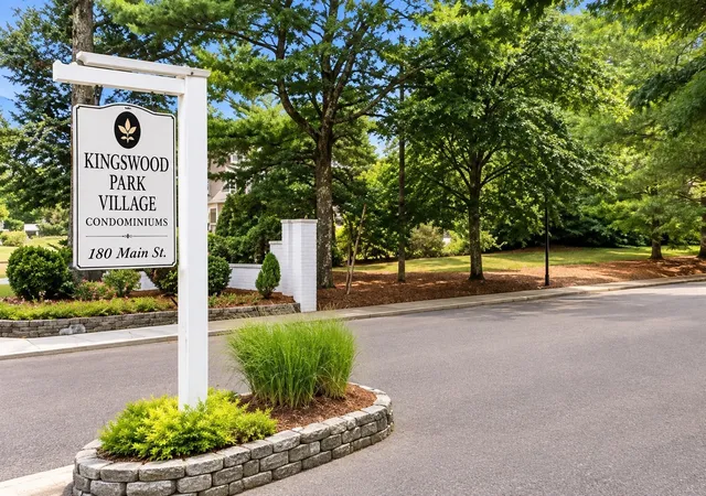 Photo 1 of Sale Pending at 180 Main St (building 5) #5205, Bridgewater, MA 02324 | MLS# 73571989 | Listing updated on 2026-09-23