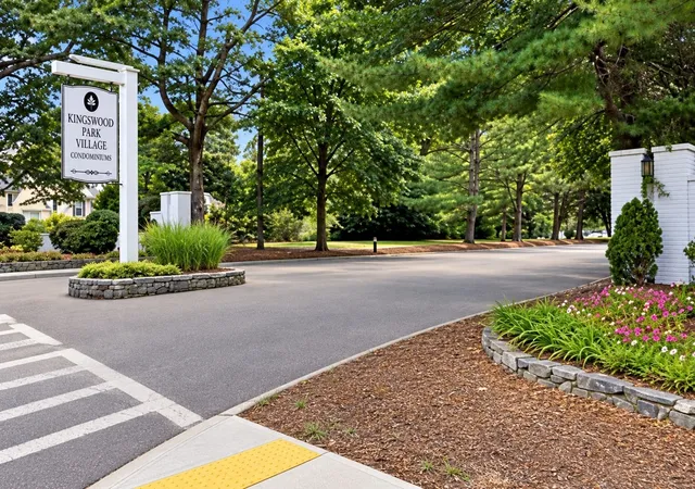 Photo 2 of Sale Pending at 180 Main St (building 5) #5205, Bridgewater, MA 02324 | MLS# 73571989 | Listing updated on 2026-09-23