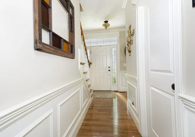 Photo 3 of Single family home for sale at 32 Sewall St, Shrewsbury, MA 01545 | MLS# 73572544 | Listing updated on 2026-09-21