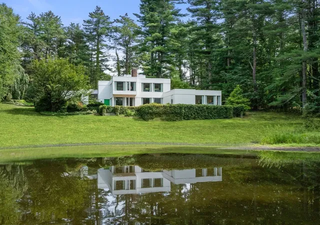 Photo 2 of Single family home for sale at 336 Deacon Haynes Rd, Concord, MA 01742 | MLS# 73572778 | Listing updated on 2026-09-12