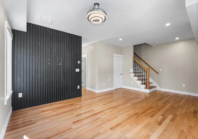 Sale Pending at 32 Valmor St, Worcester, MA 01604 | MLS# 73571294 | Listing updated on 2026-10-07