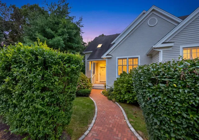 Photo 1 of Single family home for sale at 31 Quinn's Way, Mashpee, MA 02649 | MLS# 73585226 | Listing updated on 2026-10-17