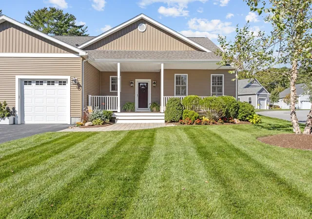 Condo for sale at 53 Bay Pointe Dr #53, Buzzards Bay, MA 02532 | MLS# 73588372