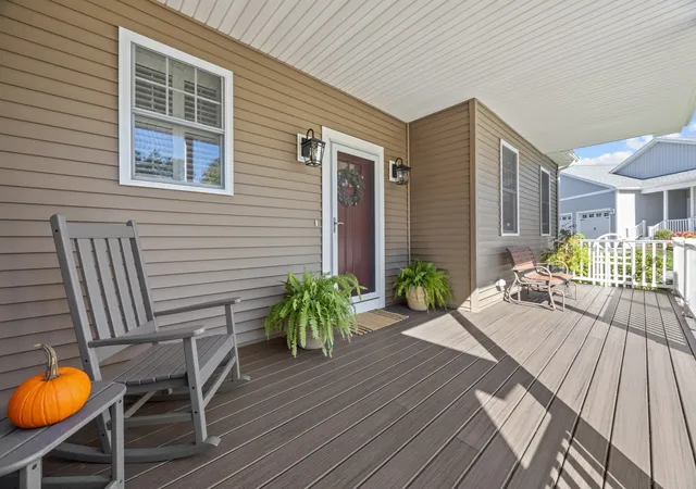 Listing Photo 1 - Condo for sale in building located at 53 Bay Pointe Dr, Buzzards Bay, MA 02532 - Unit #53