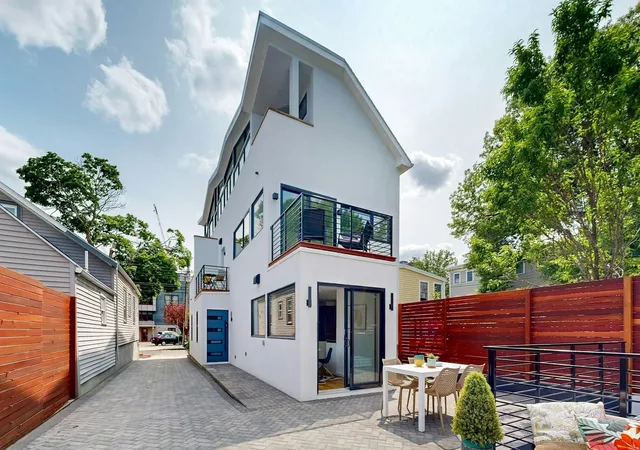 Photo 2 of Condo for sale at 131 135 Charles St #133, Cambridge, MA 02141 | MLS# 73583511 | Listing updated on 2026-10-05