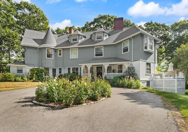 Photo 1 of Condo for sale at 158 Hesperus Ave #2L, Gloucester, MA 01930 | MLS# 73575009 | Listing updated on 2026-09-14