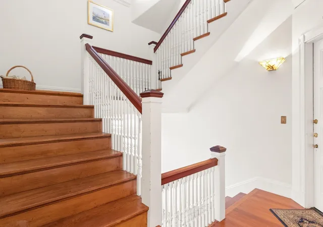 Listing Photo 5 - Condo for sale in building located at 158 Hesperus Ave, Gloucester, MA 01930 - Unit #2L