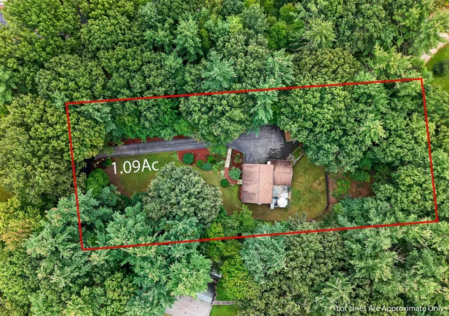 Photo 3 of Single family home for sale at 7 Mossman Rd, Westminster, MA 01473 | MLS# 73564225 | Listing updated on 2026-09-15