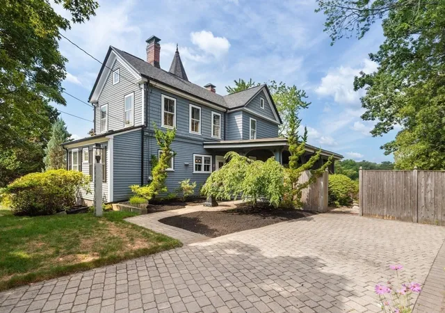 Photo 1 of Single family home for sale at 8 Leonard Cir, Medford, MA 02155 | MLS# 73573420 | Listing updated on 2026-09-12