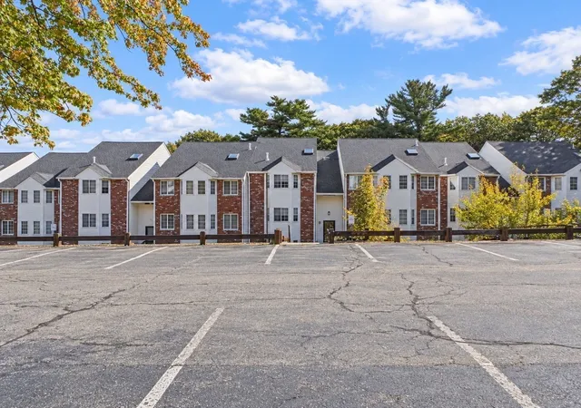Photo 2 of Condo for sale at 116 Tall Oaks Dr #M, South Weymouth, MA 02190 | MLS# 73587594 | Listing updated on 2026-10-13