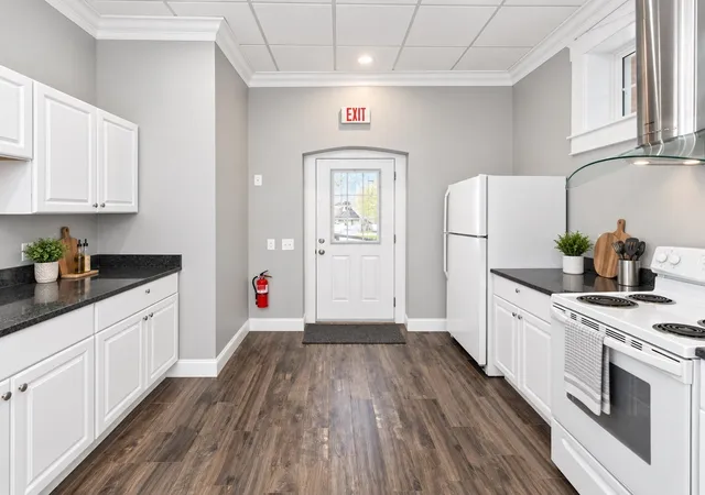 Photo 3 of Multi family home for sale at 350 Elm St, Westfield, MA 01085 | MLS# 73572512 | Listing updated on 2026-09-11